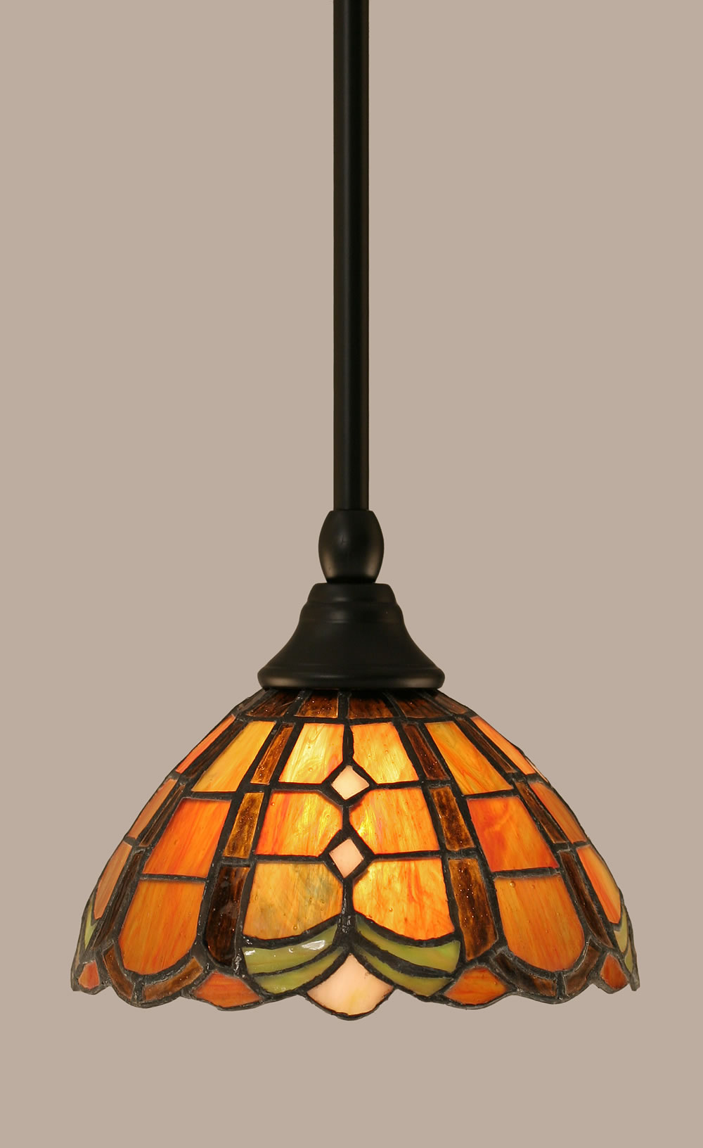 Stem Mini Pendant With Hang Straight Swivel Shown In Matte Black Finish With 7 Paradise Tiffany Glass
